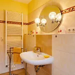شقة Mediterranes Flair Mit Seeblick