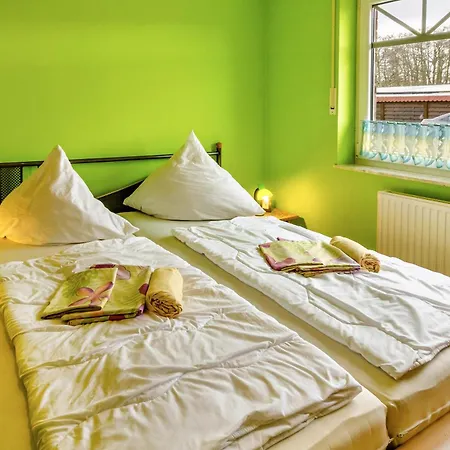 Mediterranes Flair Mit Seeblick Apartment Nenndorf (Wittmund)