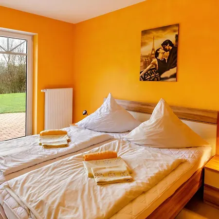 Mediterranes Flair Mit Seeblick *