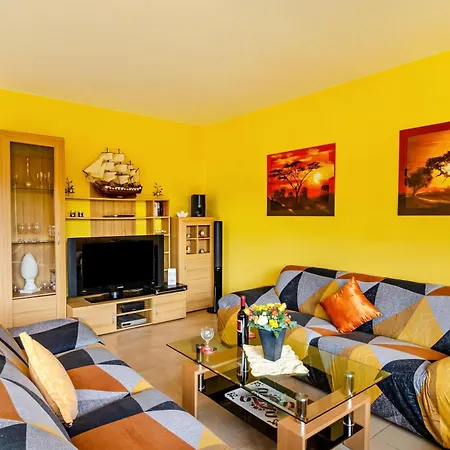 Mediterranes Flair Mit Seeblick Apartment *