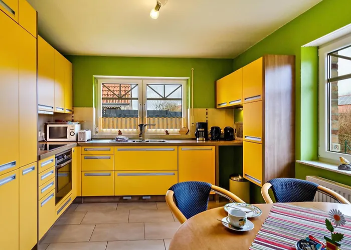 Mediterranes Flair Mit Seeblick * Nenndorf (Wittmund)