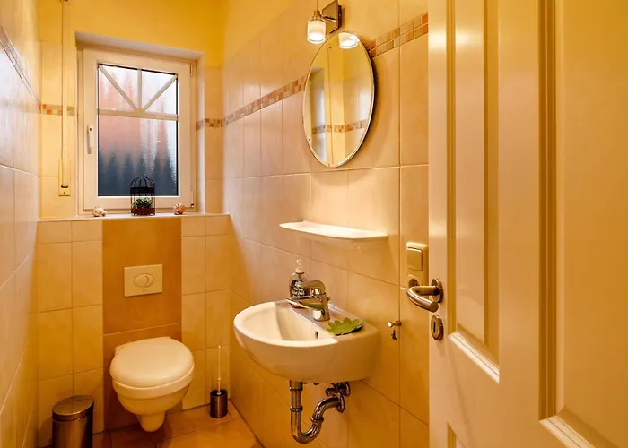 Mediterranes Flair Mit Seeblick *